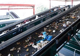 La tasa de basura deberá cubrir los costes de recogida y tratamiento de residuos.