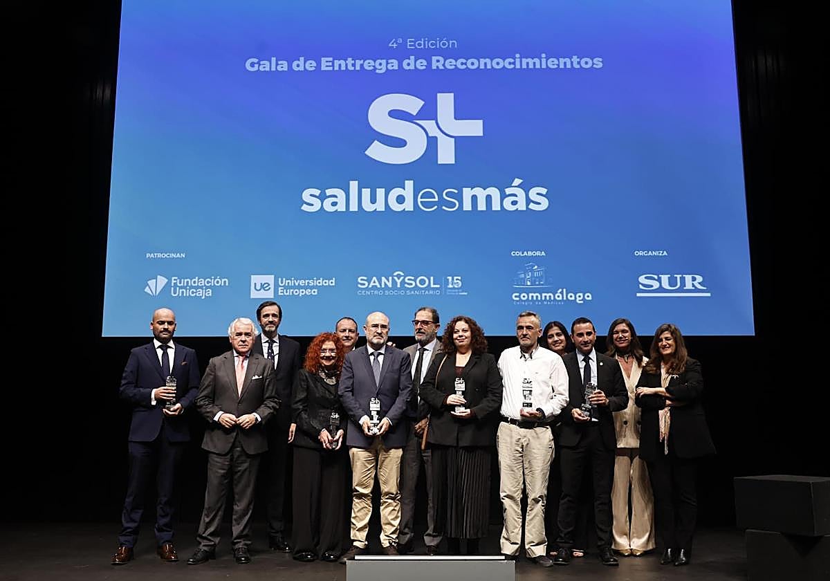 La IV Gala Salud es Más reconoce la excelencia y el talento de los sanitarios malagueños