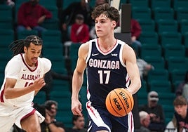 Mario Saint Supéry, durante el partido de ayer.