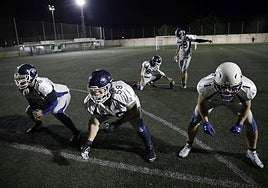 El fútbol americano lucha por sobrevivir en Málaga