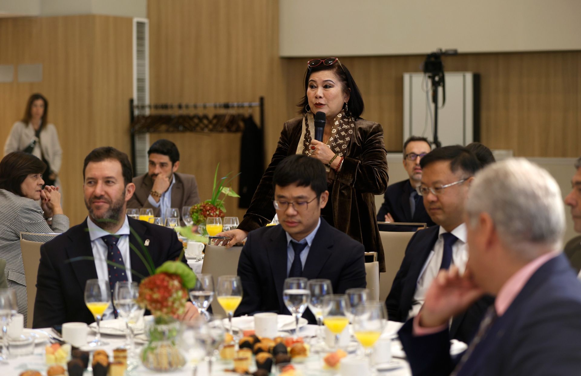 La mayor compañía de energías renovables de China presenta en Málaga sus planes de expansión