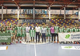 Imagen del acuerdo entre la Fundación Unicaja y Los Dólmenes.