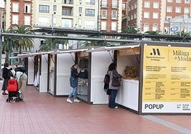 La pop up de Málaga en la Moda muestra el talento local en la plaza de la Marina