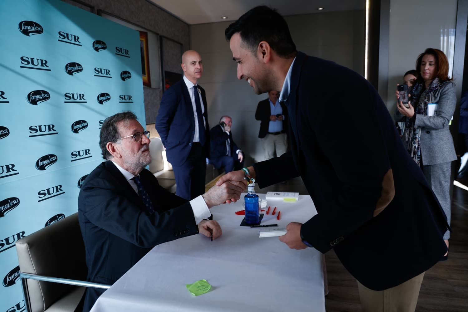 Rajoy presenta su libro en Málaga
