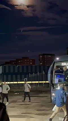 Llegada del Málaga al campo del Talavera para el partido de Copa