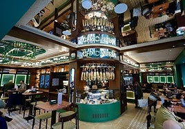 La cadena abrió su primer local en la capital hace nueve años.