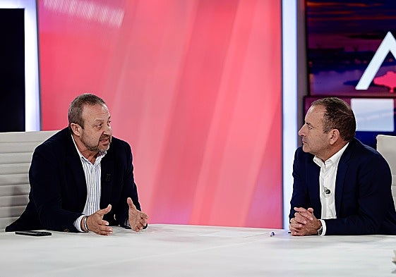 Manolo Castillo y Pepe Galván, en un momento del programa.