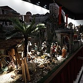 El belén se ha inaugurado este viernes en el Ayuntamiento.