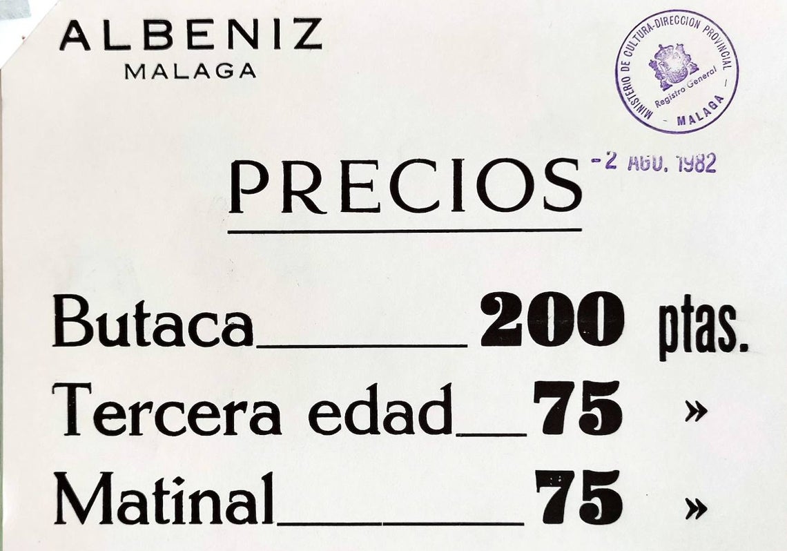 Cartel oficial que se mostraba en la taquilla del Albéniz con los precios de 1982: 200 pesetas la butaca general.