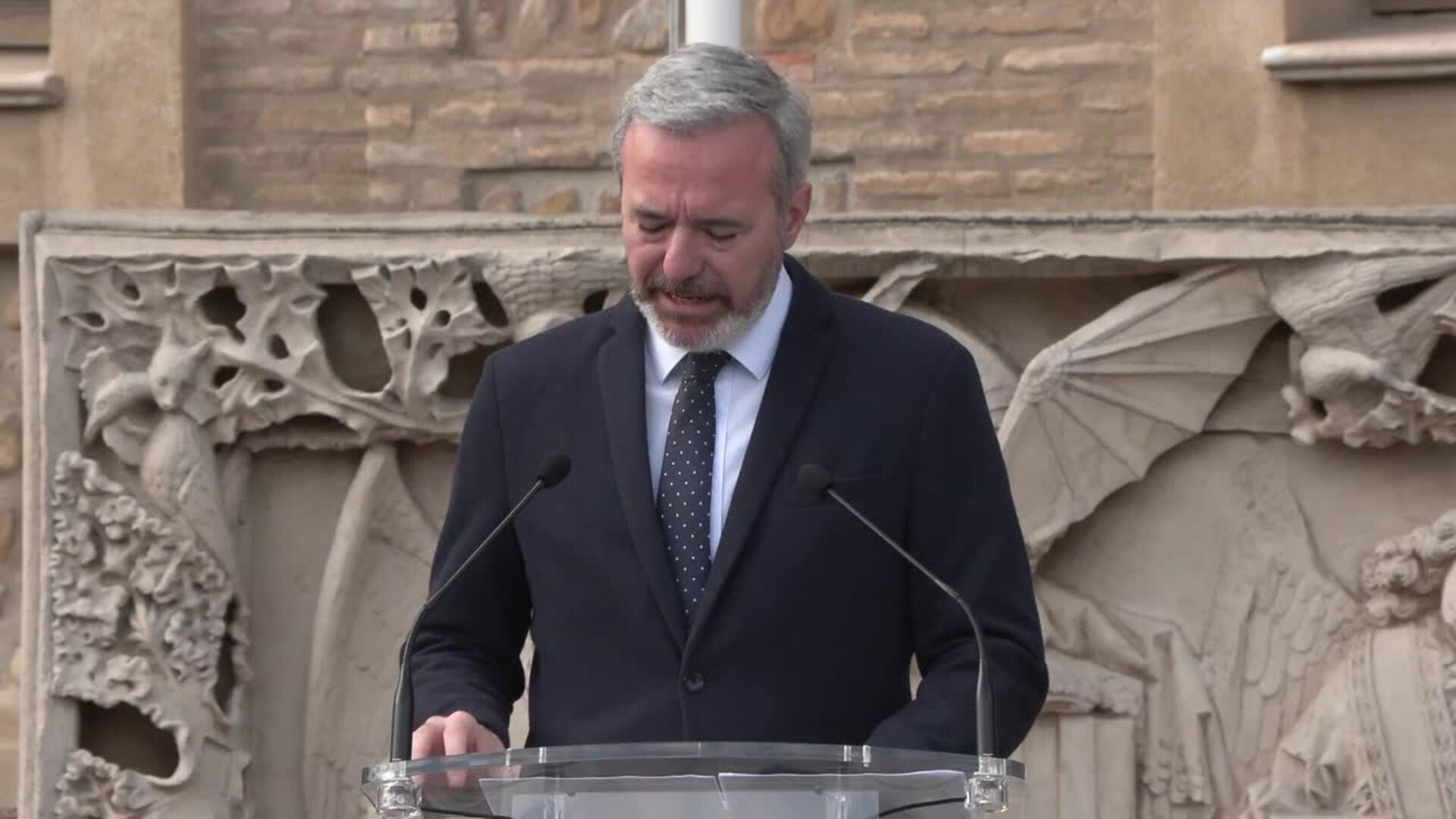 Jorge Azcón apuesta por un 23 de Abril por "la igualdad" y la "solidaridad entre los españoles"