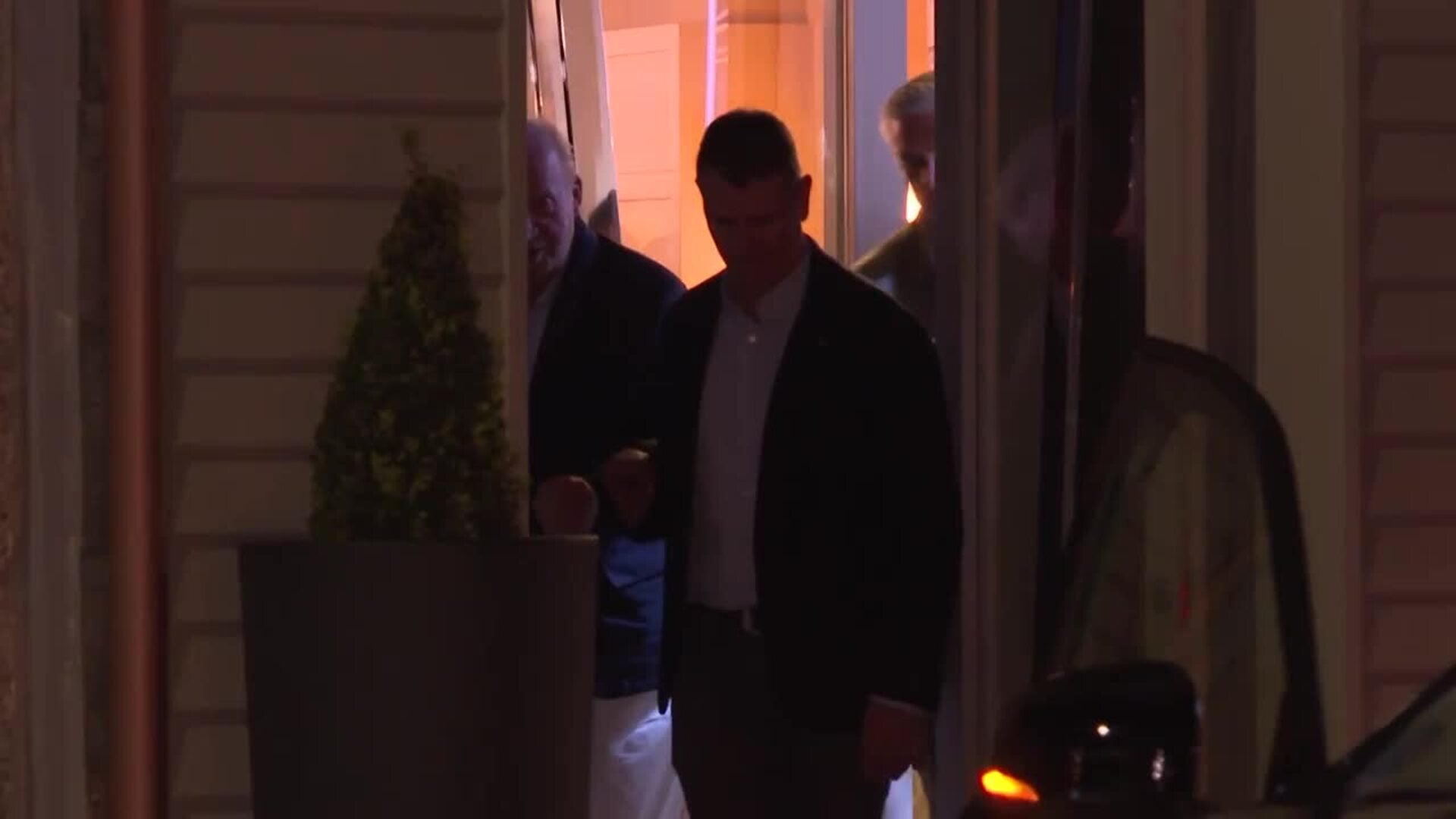El Rey Juan Carlos disfruta de su primer plan con amigos en Sanxenxo