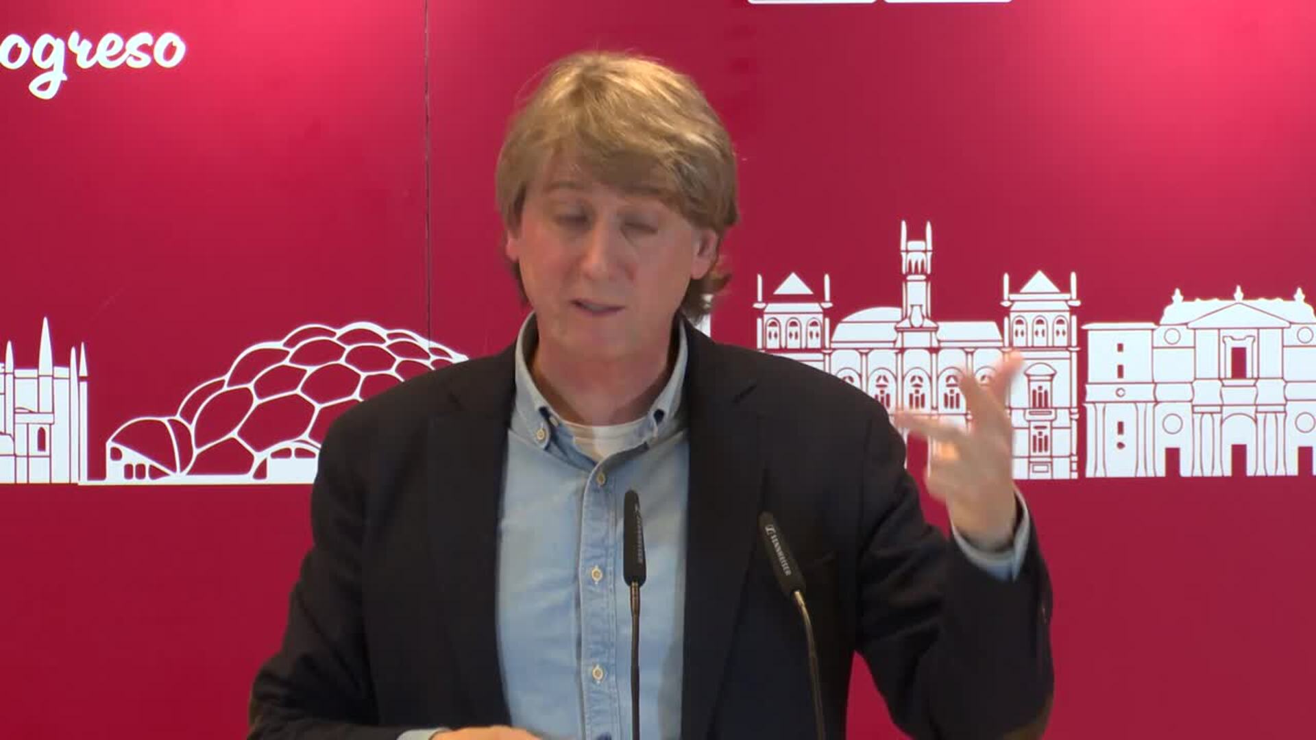Martínez llama a "romper el mantra de la derecha" y defiende el PSCyL como la "única esperanza"