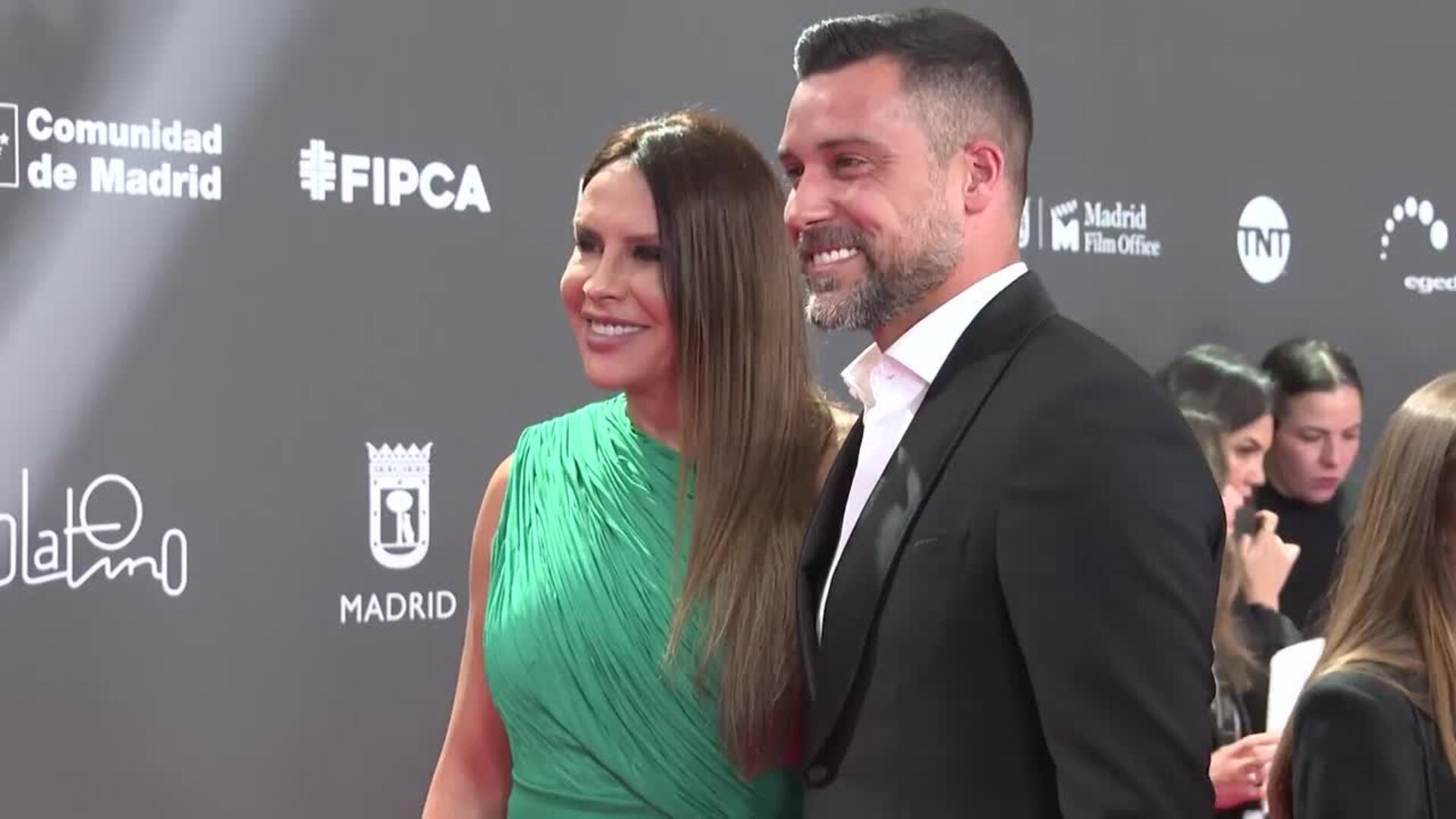 Karla Sofía Gascón explota tras su polémica patada al actor Manolo Carmona