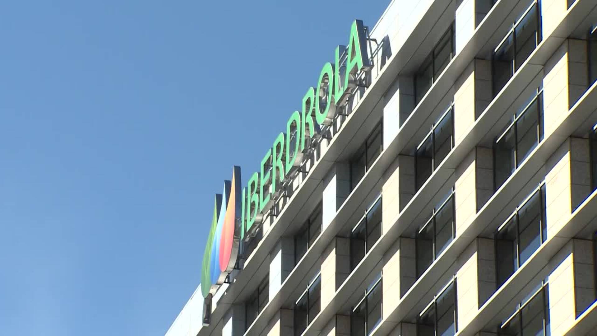 Las causas del apagón provocan un cruce de responsabilidades entre eléctricas y operadora