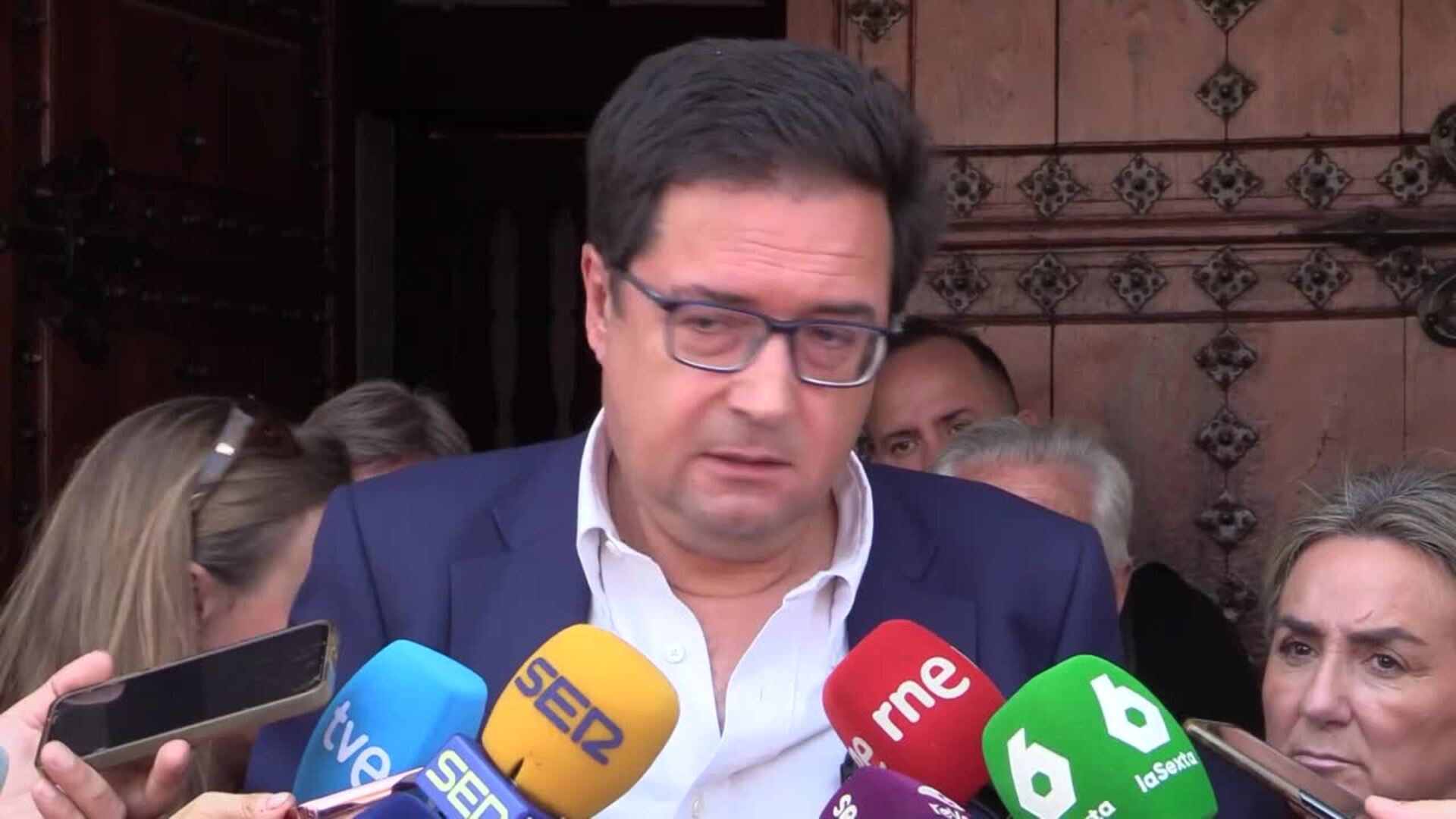 Óscar López cree que Feijóo "perdió los papeles" ayer