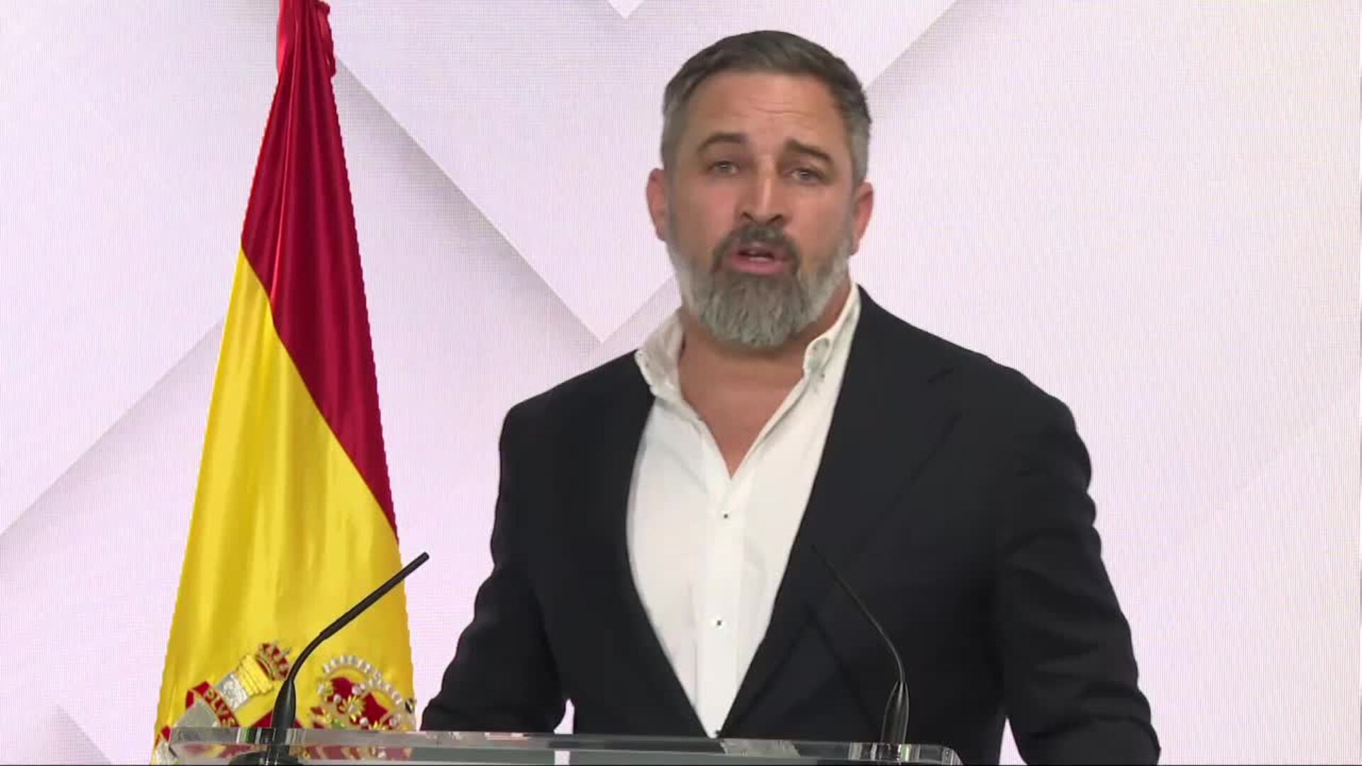Abascal da por hecho que tras ceder al "chantaje" de financiación, Sánchez permitirá referéndum