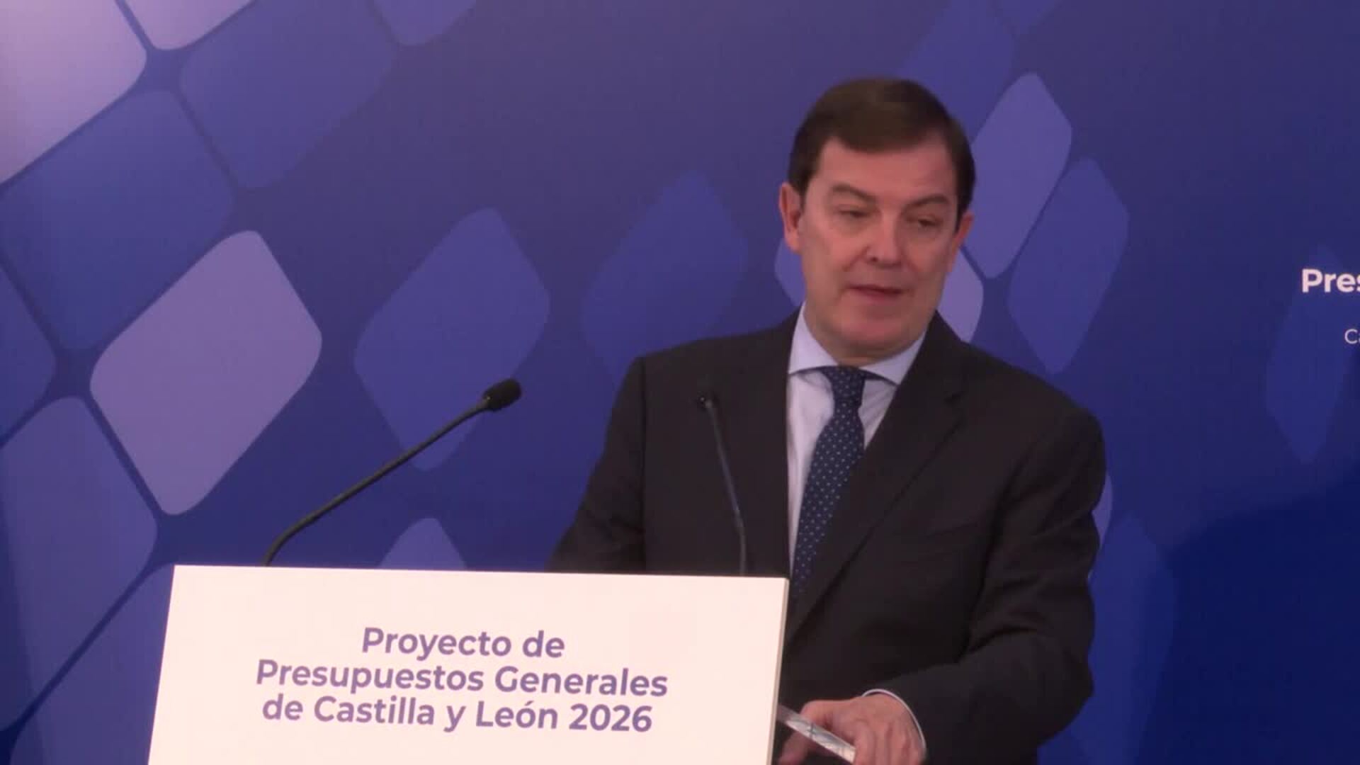 Mañueco anuncia que todos los profesionales forestales pasarán del sector privado al público