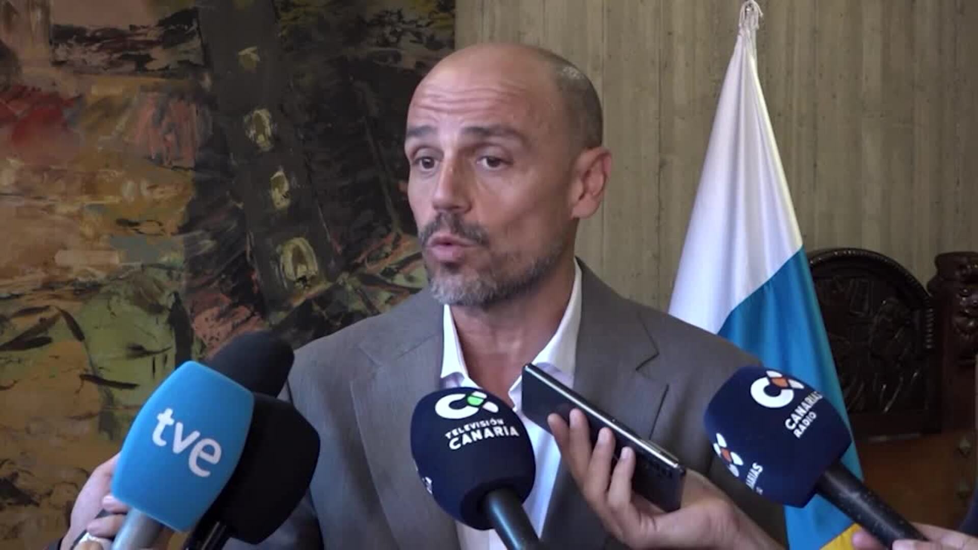 Gobierno canario certifica que Torres "mintió" en sede parlamentaria