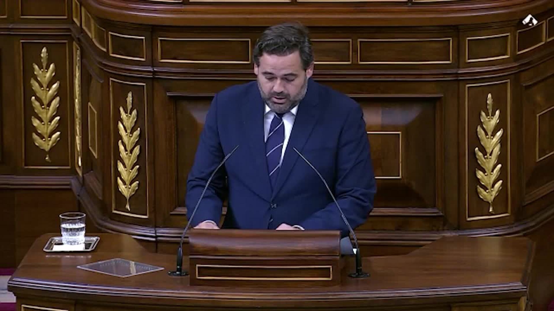 Estatuto C-LM arranca en el Congreso con cruce de dardos