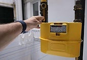 Los contadores de gas tienen los días contados: serán inteligentes y esto es lo que les costará a los hogares