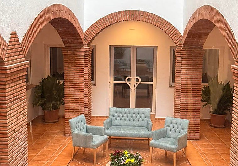 Nueva oportunidad turística en Alfarnate con la licitación de un apartahotel municipal