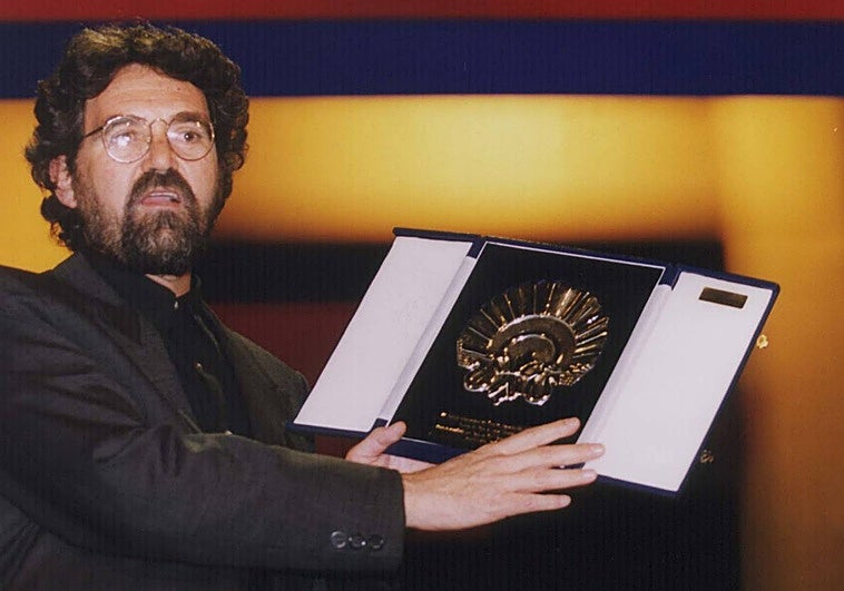 El Festival de Málaga abre sus premios de honor con el director peruano Francisco J. Lombardi