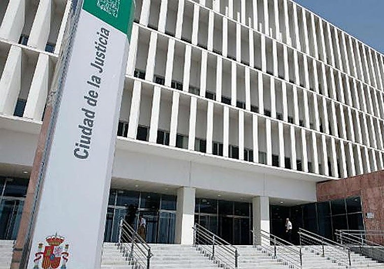 Cárcel para el joven detenido por supuestamente violar a una chica de 19 años en Nochevieja en el centro de Málaga