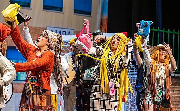 Murga de 'Los desamparados' en la primera preliminar del COAC Málaga 2026,