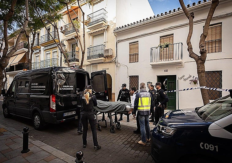 «Ha sido mi hijo», la confesión de la madre apuñalada en Fuengirola