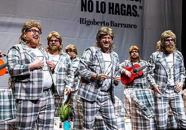 Murga 'Los Psico-Zi' en la sexta preliminar del COAC.