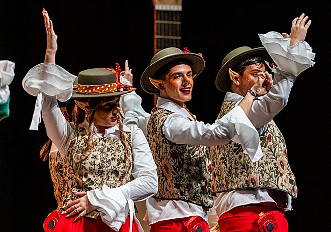 Murga '¡¡Shhh, que estamos ensayando!!' en la última preliminar del COAC.