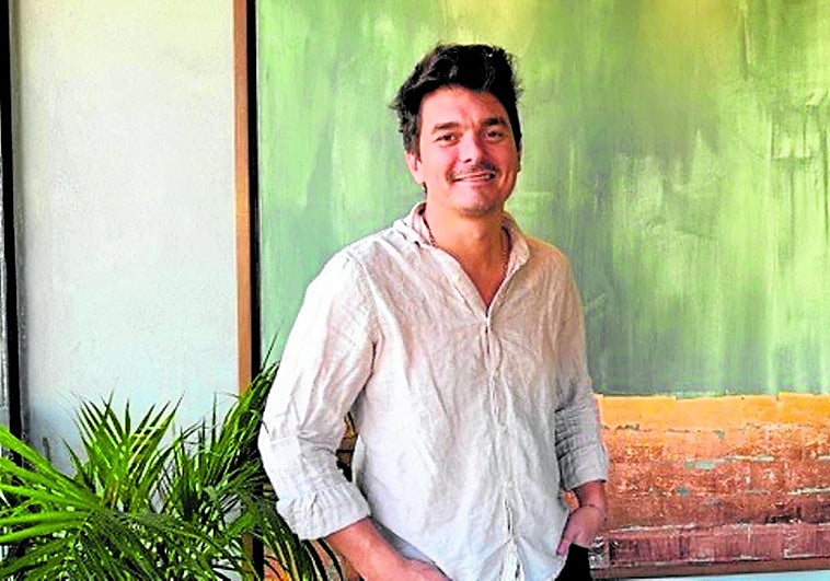 Pauza, en Mijas Costa: cromatismo y sabor