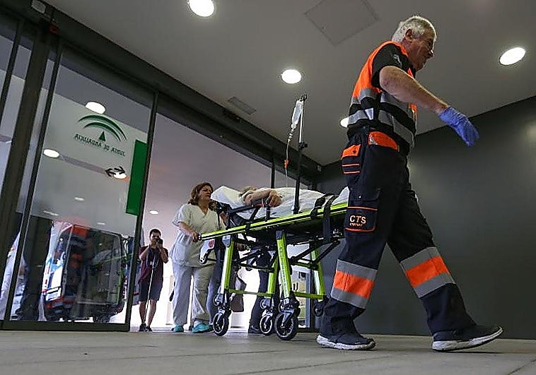 Todo lo que debes saber de la nueva bolsa de empleo del SAS: fechas, plazos o especialidades incluidas