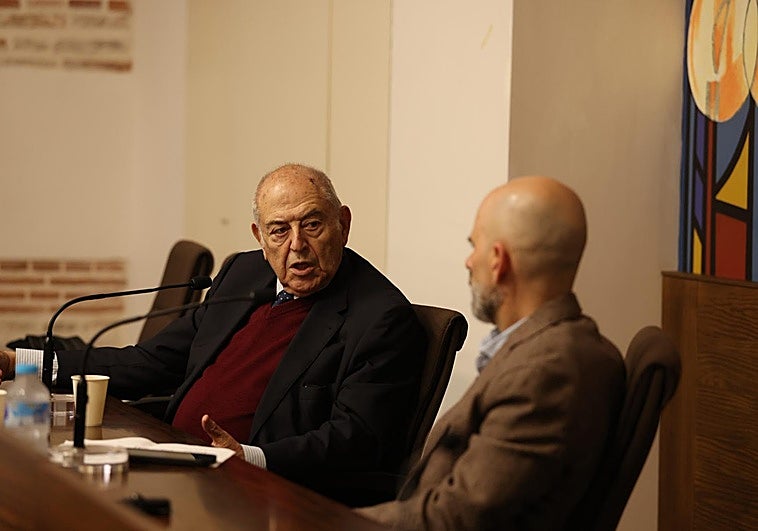 «El cristianismo es una caudalosa corriente de experiencia que nace de la figura histórica de Jesús de Nazaret»»