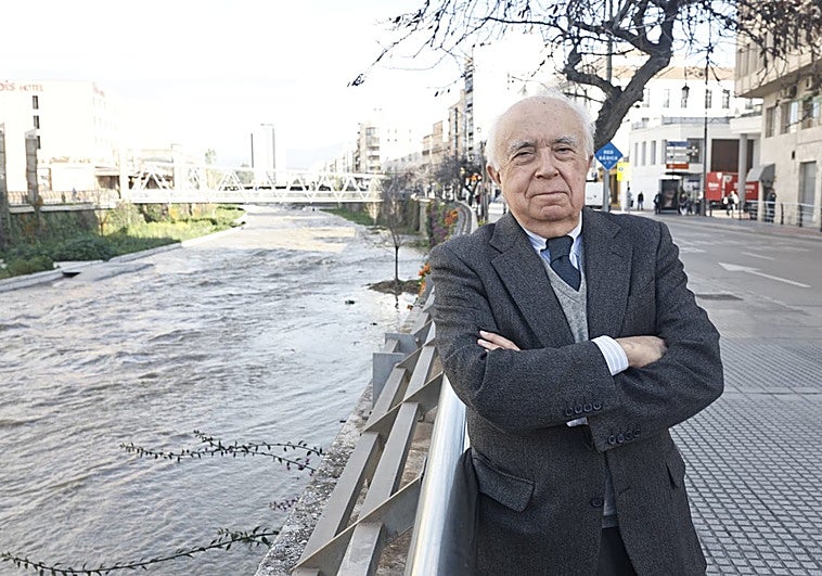 «¿Renaturalización del Guadalmedina? El cauce no es natural»