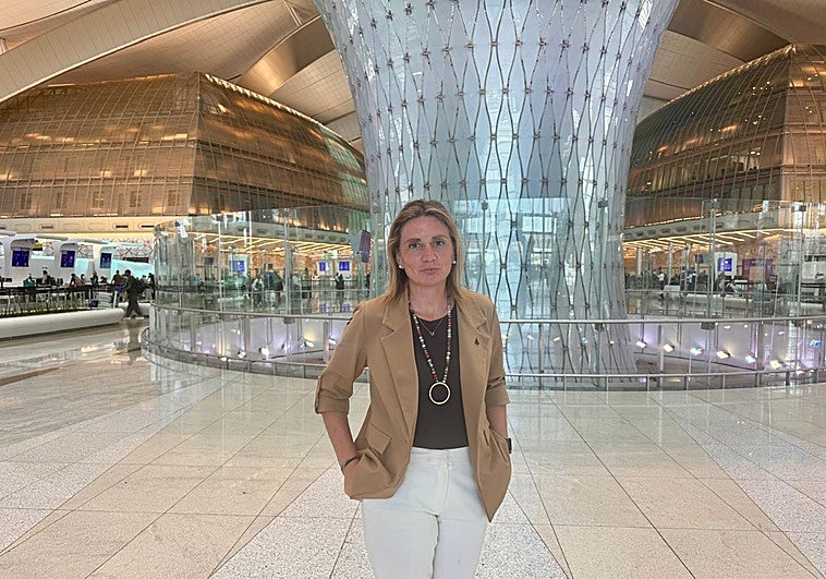 Ana Pérez, ingeniera aeronáutica en Abu Dhabi: «Cuando sonó la primera explosión, estábamos trabajando en el aeropuerto»