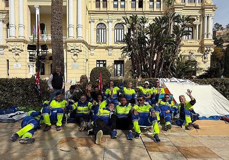 Los empleados de FCC y Aqualia levantan la huelga de hambre a medianoche gracias a un preacuerdo con Emasa