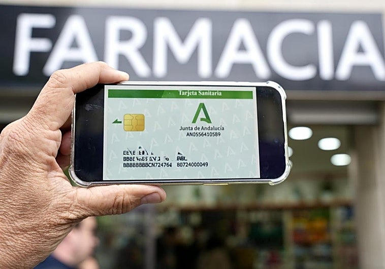 Andalucía estrena la tarjeta sanitaria virtual, que se podrá usar desde el teléfono móvil