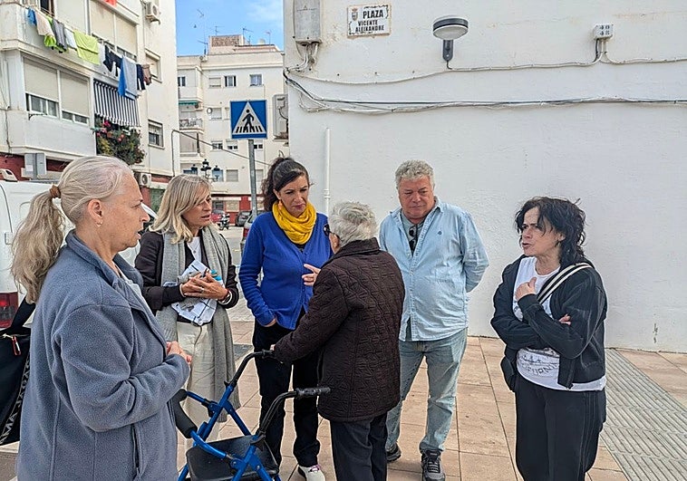 IU cita a Robe Iniesta para criticar la ordenanza sobre donde airear la colada en Torremolinos