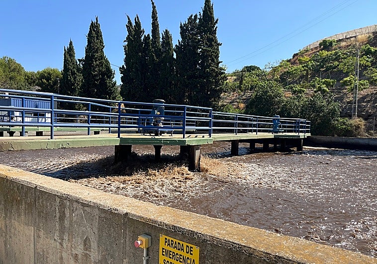 Kontrovers i Torrox om kapaciteten hos reningsverken i full tillväxt av kusten