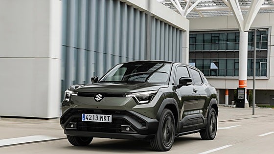 Suzuki entra en la carrera eléctrica con el eVitara