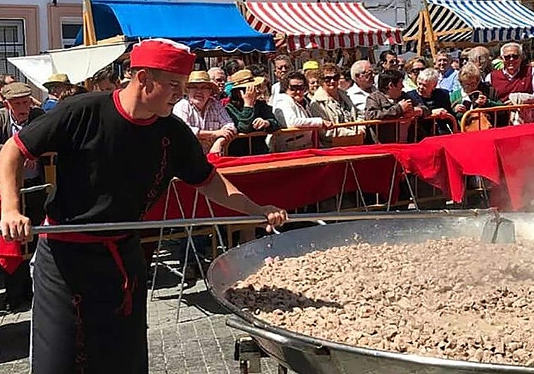 Cañete la Real celebra la X Feria Gastronómica del Pavo este fin de semana