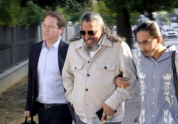 Diego 'El Cigala' no ingresará en prisión pese a que la condena por maltratar a su expareja supera los dos años