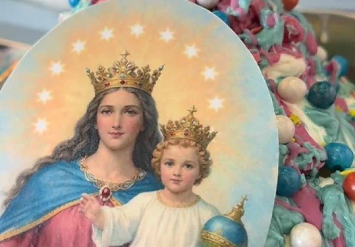 El helado «divino» que ha hecho viral una heladería sevillana con sabor «a cielo»