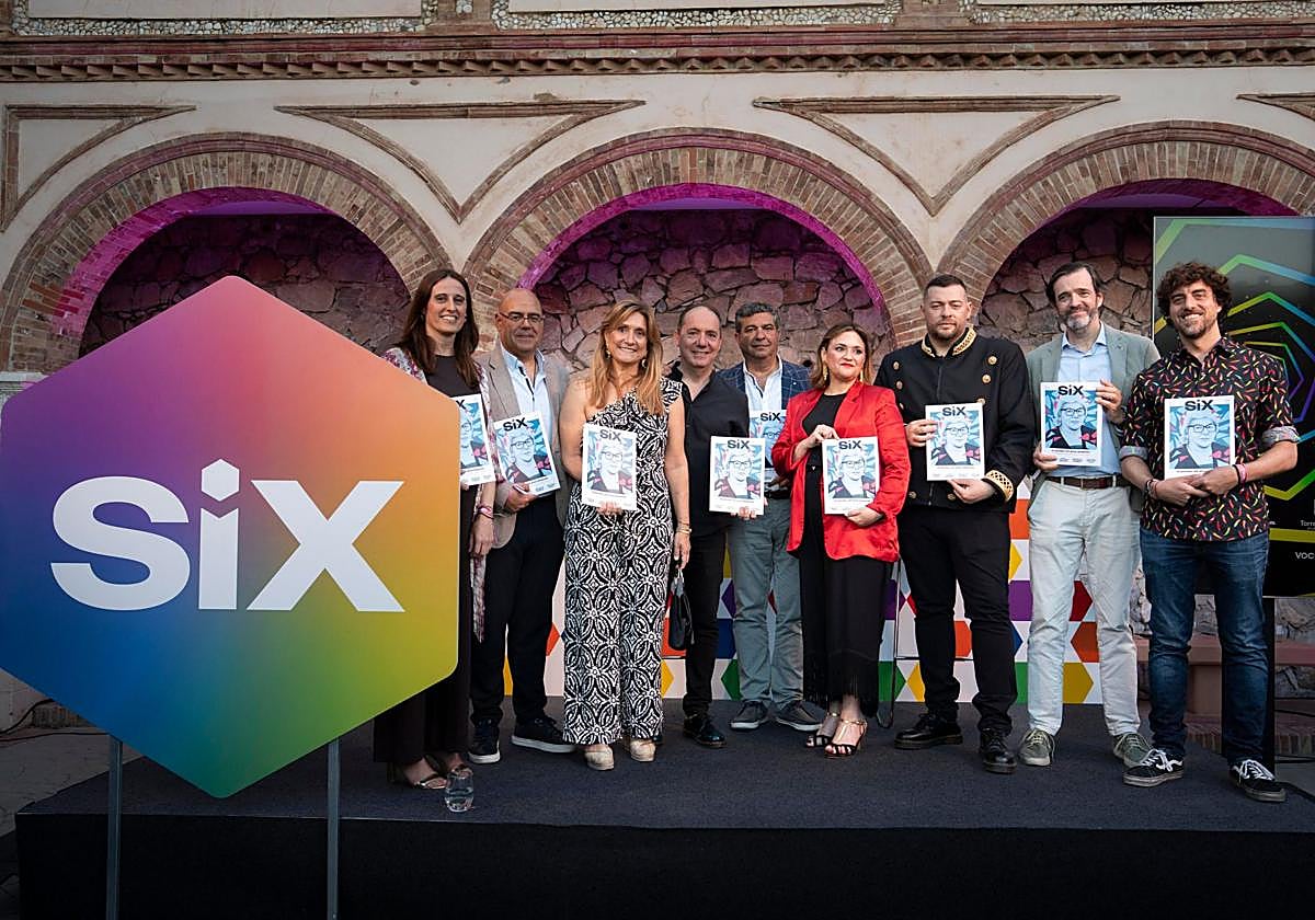 El caso de Dolores Vázquez, protagonista de la nueva edición física de la revista nacional LGTBI SIX