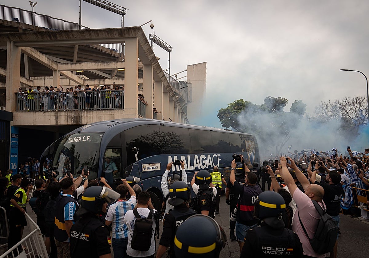 Horario y dónde ver en televisión el Málaga-Almería de los 'play-off' de ascenso a Primera División