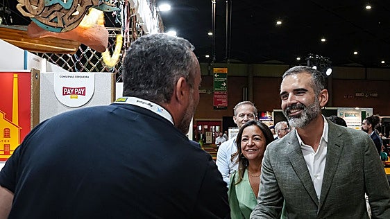 Andalucía cubre con guante de seda su reclamo por las obras hidráulicas pendientes