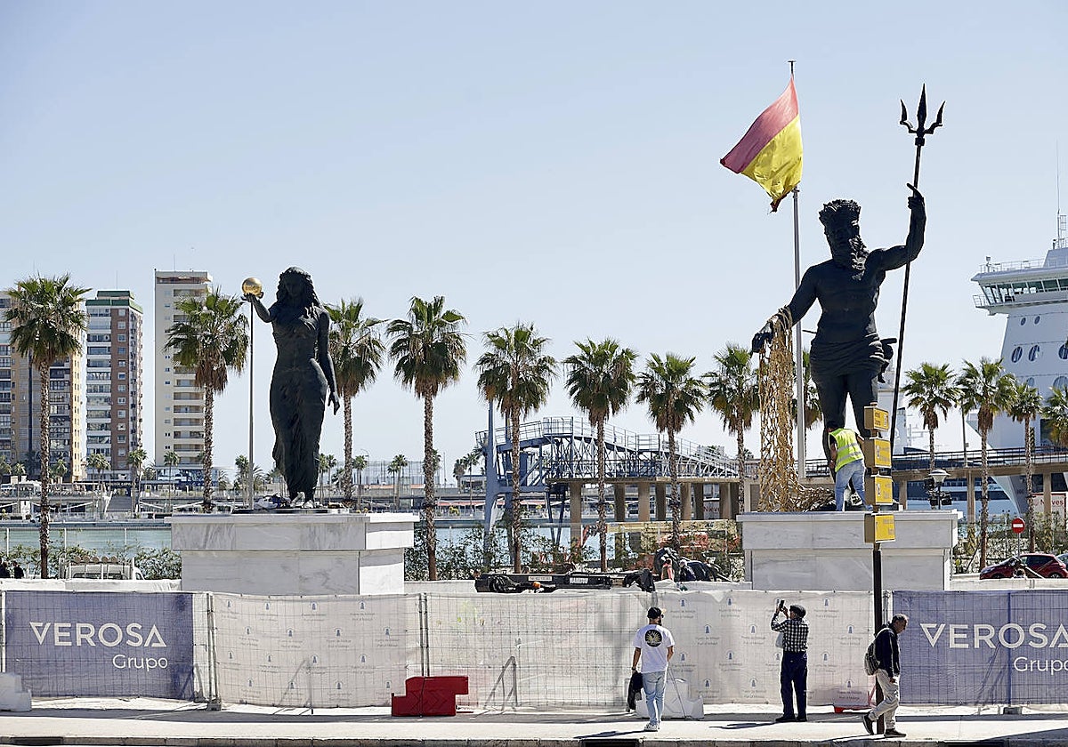 El Puerto de Málaga cumple el plazo y retirará las estatuas gigantes