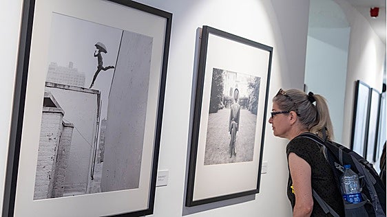Los acertijos del fotógrafo Rodney Smith en La Malagueta