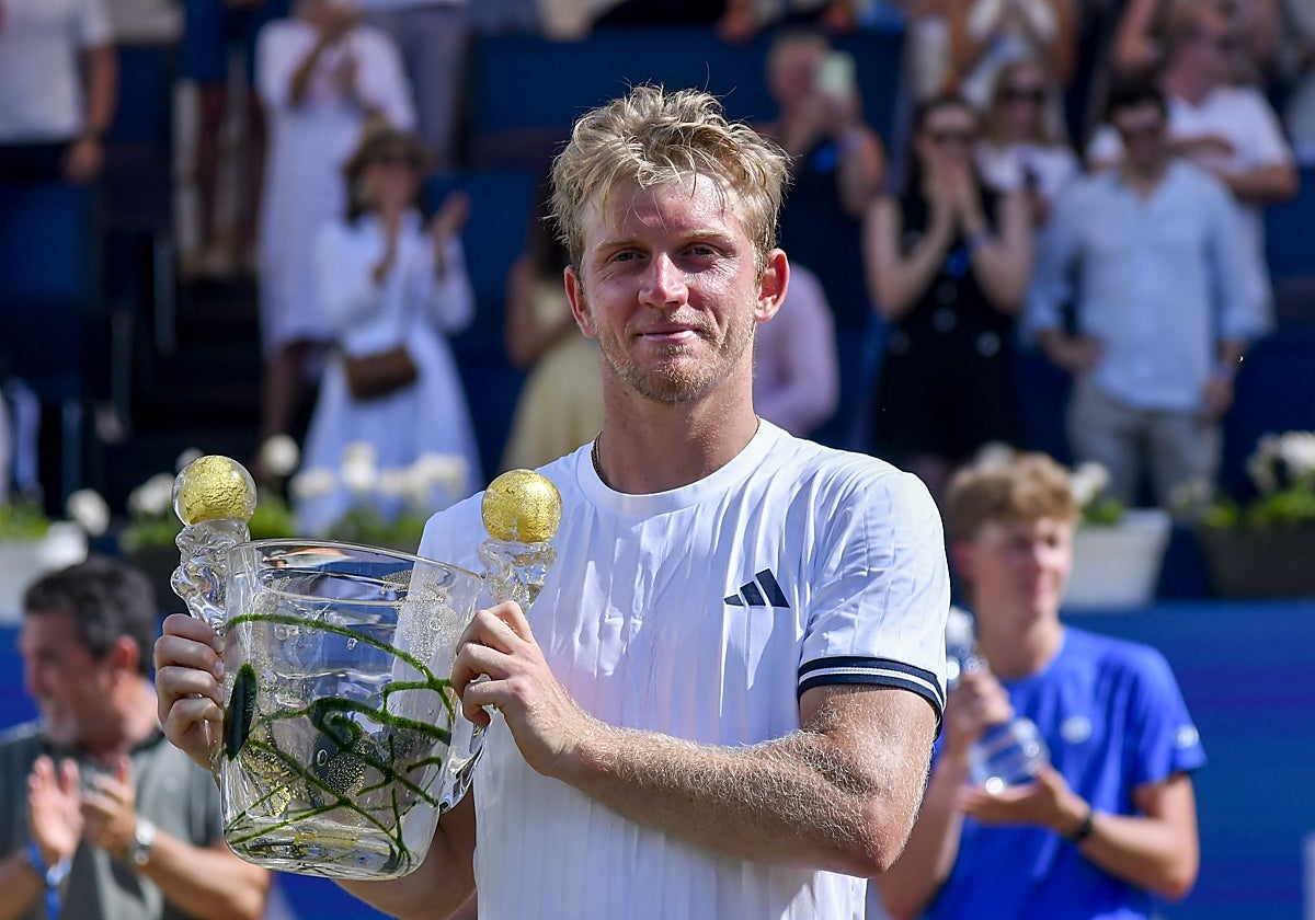 Alejandro Davidovich conquista su primer título ATP y entierra su leyenda negra